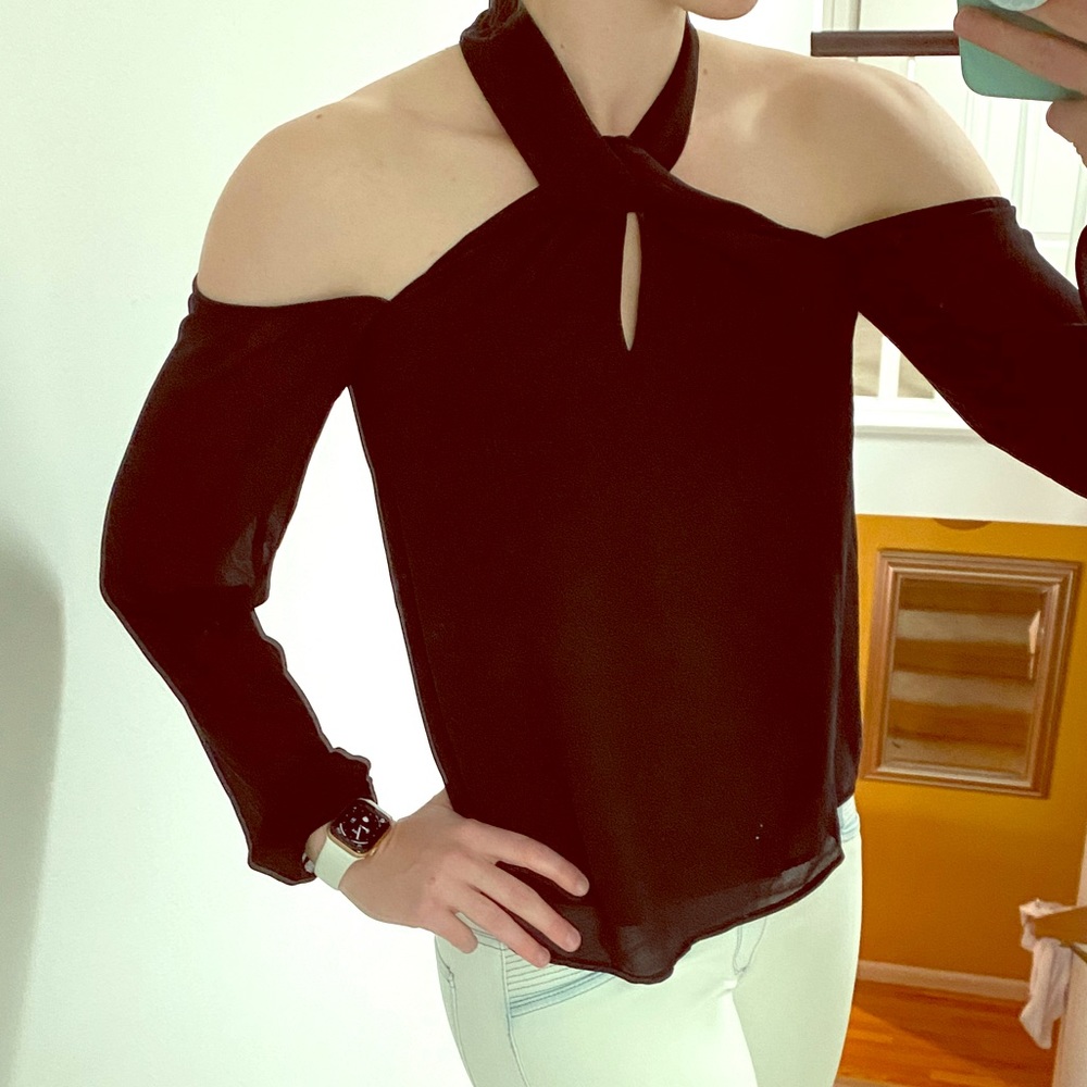 Tobi Cold Shoulder Keyhole Knot Blouse — Black